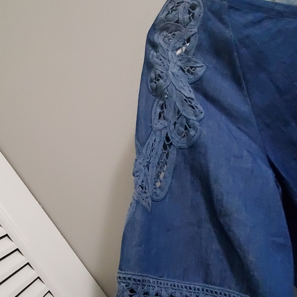 Club Monaco Crop Chambray Top - Picture 3 of 7